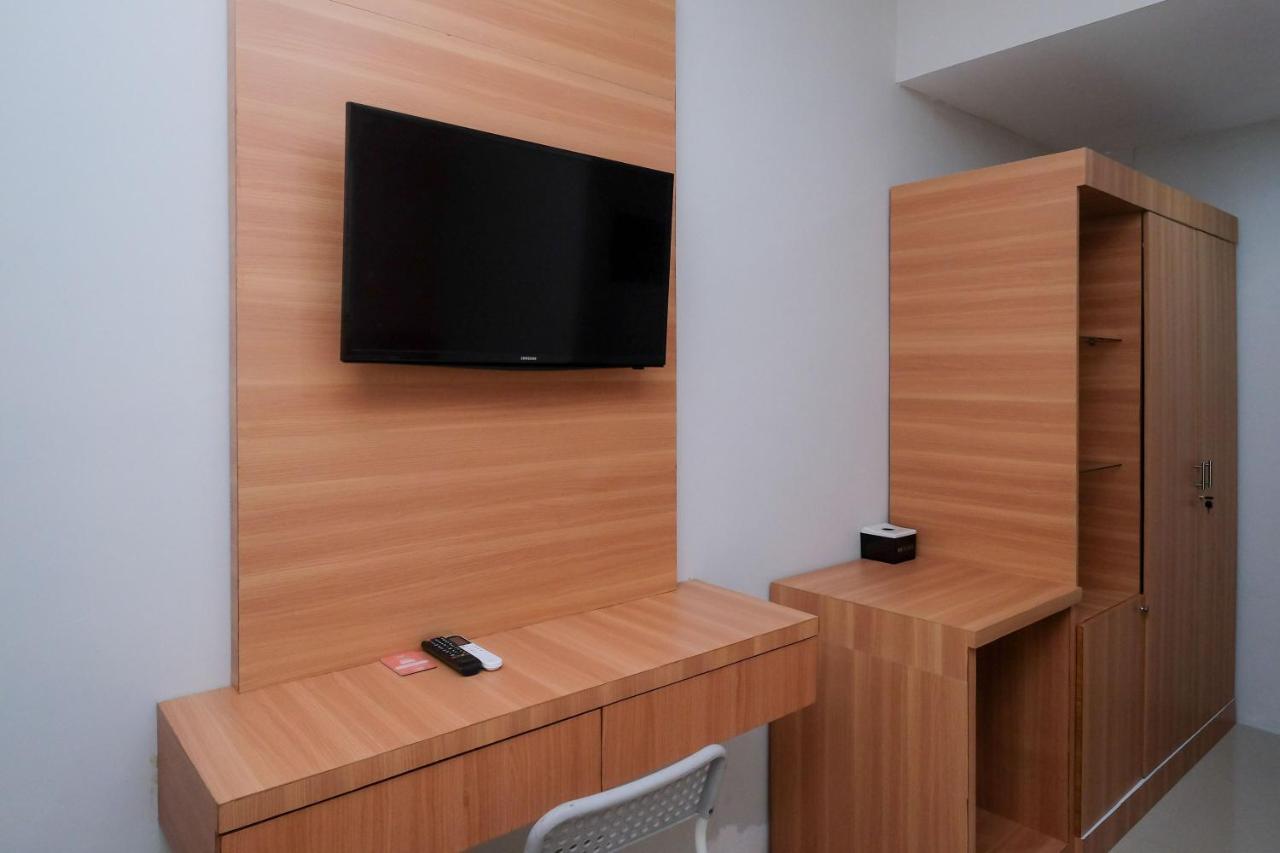 Sans Hotel Tiga Putri Semarang By Reddoorz Εξωτερικό φωτογραφία